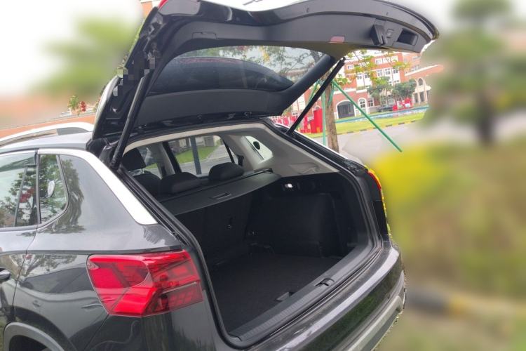Used Volkswagen Tayron 2020 280TSI Two-Wheel Drive Luxury Connect Edition Trunk