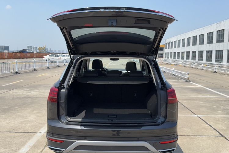 Used Volkswagen Tayron 2020 330TSI Two-Wheel Drive Luxury Smart Connectivity Version Trunk