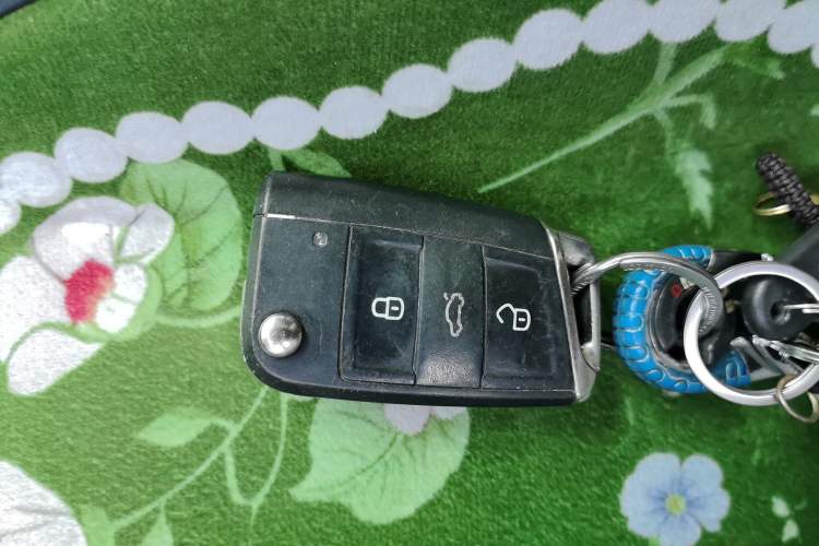 Used Volkswagen Tayron 2020 380TSI All-Wheel Drive R-Line Connected Version Vehicle Key