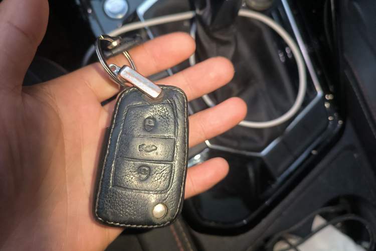 Used Volkswagen Tayron 2020 280TSI Two-Wheel Drive Luxury Connect Edition Vehicle Key