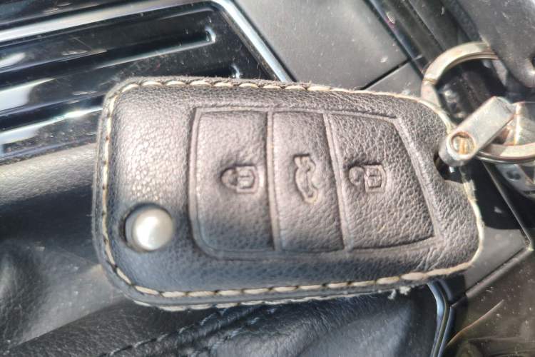 Used Volkswagen Tayron 2020 330TSI Two-Wheel Drive Luxury Smart Connectivity Version Vehicle Key