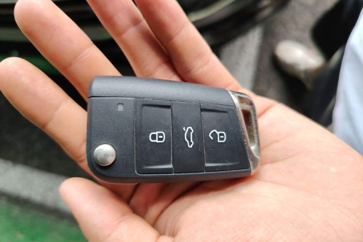 Used Volkswagen Tayron 2020 330TSI Two-Wheel Drive Luxury Smart Connectivity Version Vehicle Key