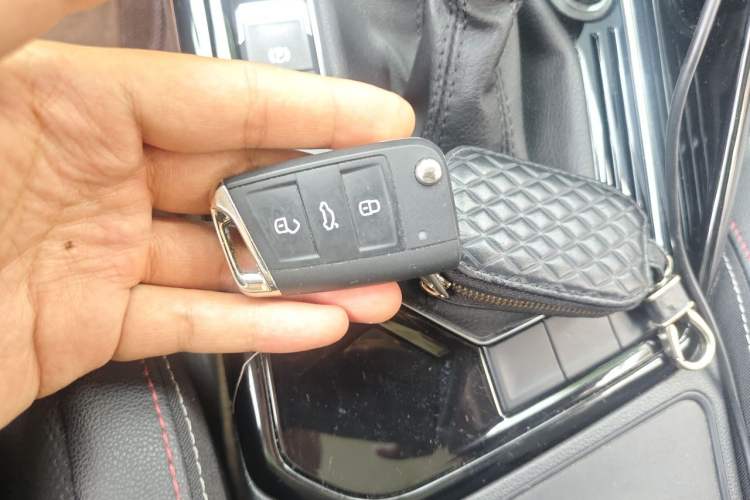 Used Volkswagen Tayron 2020 280TSI Two-Wheel Drive Luxury Connect Edition Vehicle Key