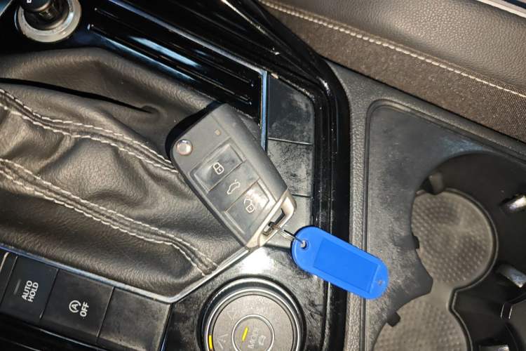 Used Volkswagen Tayron 2020 380TSI All-Wheel Drive R-Line Connected Version Vehicle Key