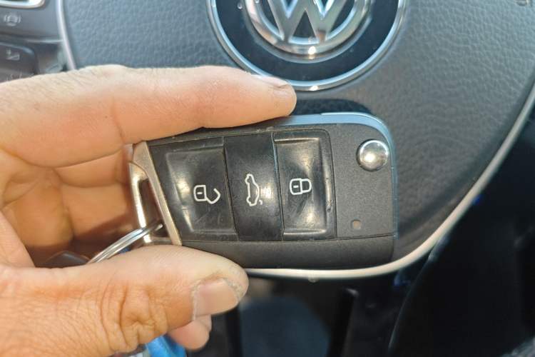 Used Volkswagen Tayron 2020 280TSI Two-Wheel Drive Luxury Connect Edition Vehicle Key