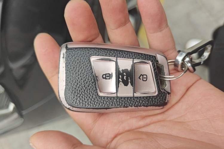 Used Volkswagen Tayron 2020 330TSI Two-Wheel Drive Luxury Smart Connectivity Version Vehicle Key