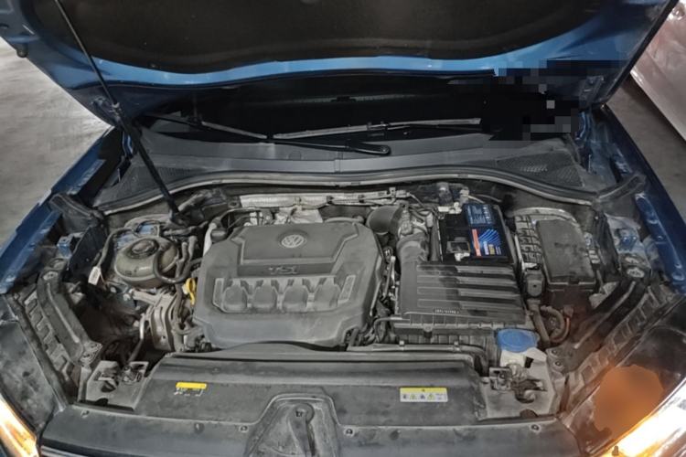 Used Volkswagen Tayron 2020 330TSI Two-Wheel Drive Luxury Smart Connectivity Version Engine Bay