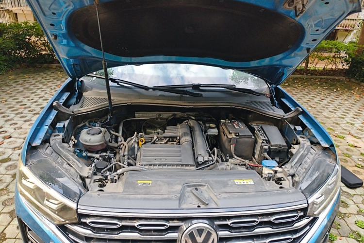 Used Volkswagen Tayron 2020 280TSI Two-Wheel Drive Luxury Connect Edition Engine Bay