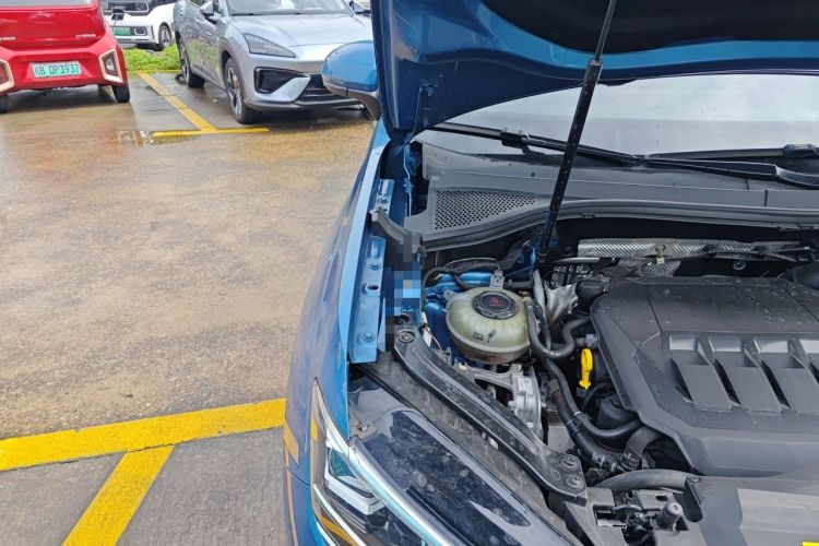 Used Volkswagen Tayron 2020 330TSI Two-Wheel Drive Luxury Smart Connectivity Version Engine Bay Right