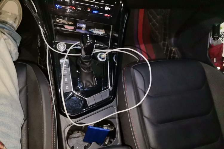 Used Volkswagen Tayron 2020 280TSI Two-Wheel Drive Luxury Connect Edition Gear Lever