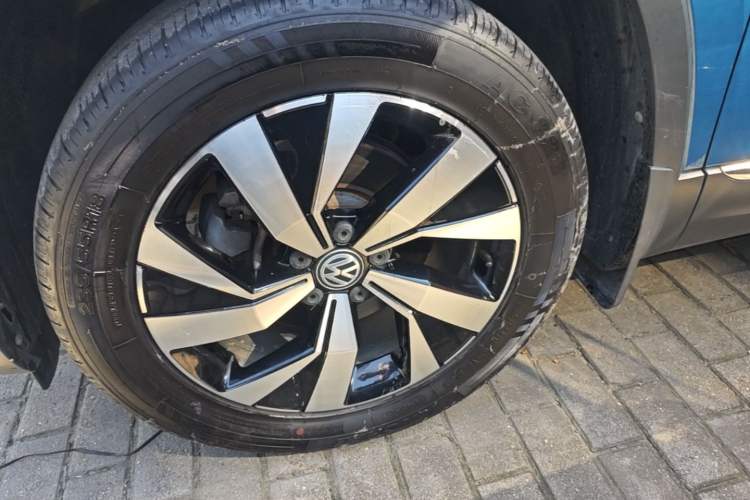 Used Volkswagen Tayron 2020 280TSI Two-Wheel Drive Luxury Connect Edition Left Front Wheel Hub