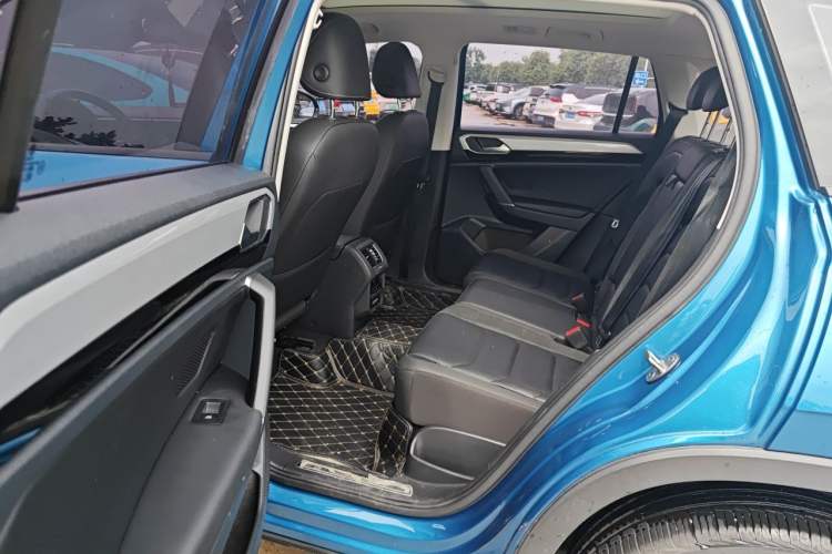 Used Volkswagen Tayron 2020 330TSI Two-Wheel Drive Luxury Smart Connectivity Version Left Rear Seat