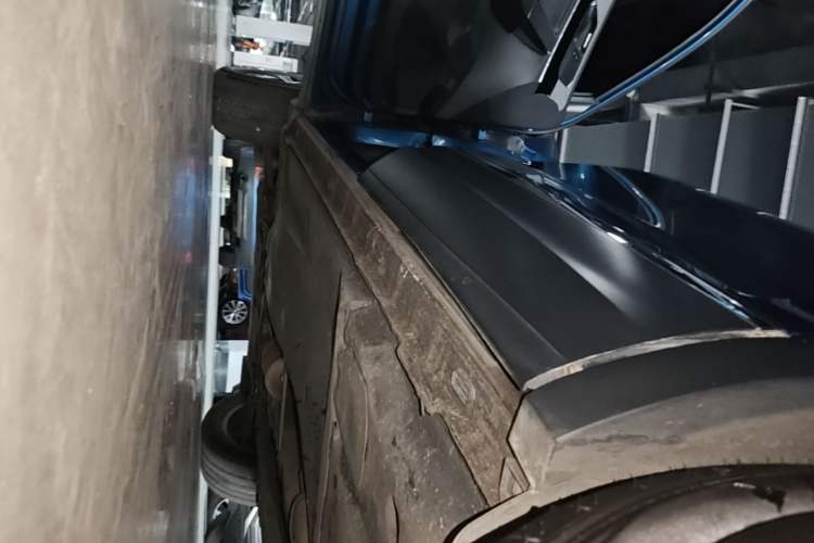 Used Volkswagen Tayron 2020 330TSI Two-Wheel Drive Luxury Smart Connectivity Version Left Side Sill