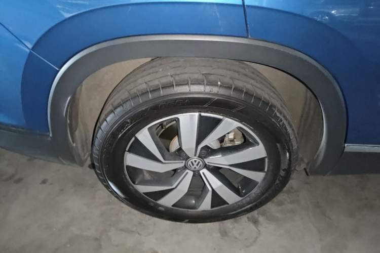 Used Volkswagen Tayron 2020 330TSI Two-Wheel Drive Luxury Smart Connectivity Version Right Rear Wheel Hub