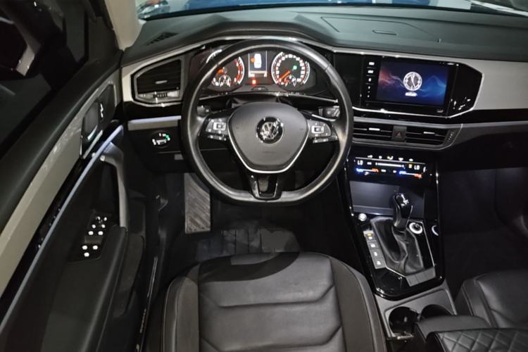Used Volkswagen Tayron 2020 330TSI Two-Wheel Drive Luxury Smart Connectivity Version Steering Wheel