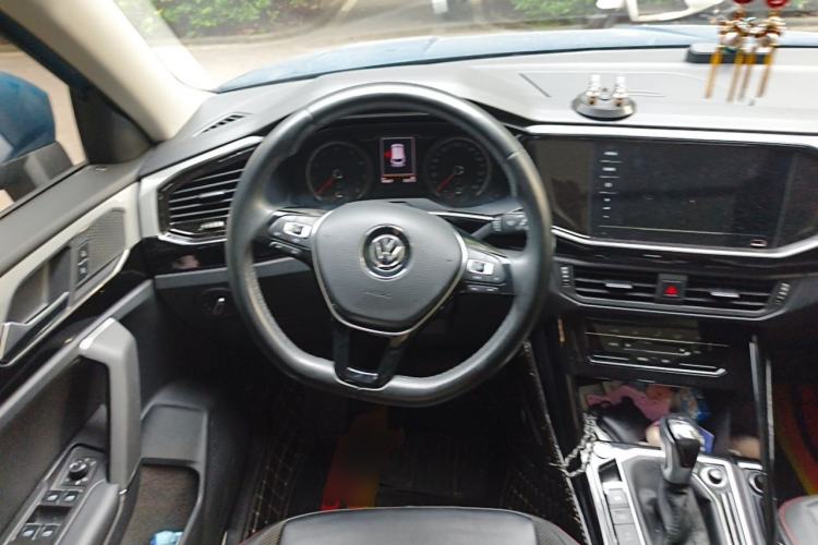Used Volkswagen Tayron 2020 280TSI Two-Wheel Drive Luxury Connect Edition Steering Wheel