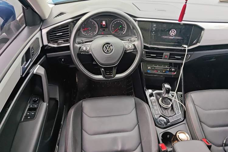 Used Volkswagen Tayron 2020 330TSI Two-Wheel Drive Luxury Smart Connectivity Version Steering Wheel