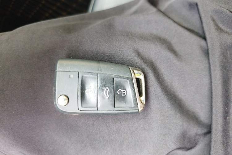 Used Volkswagen Tayron 2020 280TSI Two-Wheel Drive Luxury Connect Edition Vehicle Key