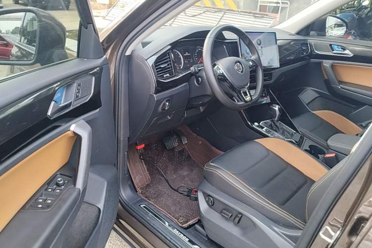 Used Volkswagen Tayron 2020 330TSI Two-Wheel Drive Luxury Smart Connectivity Version Driver Seat