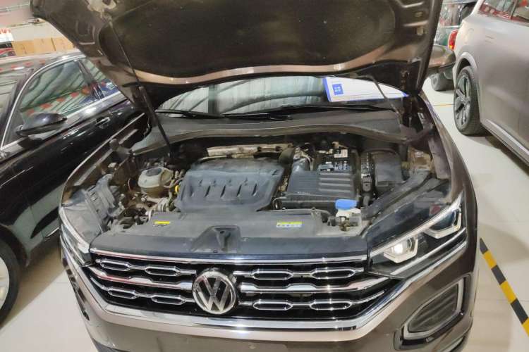 Used Volkswagen Tayron 2020 330TSI Two-Wheel Drive Luxury Connected Pro Edition Engine Bay