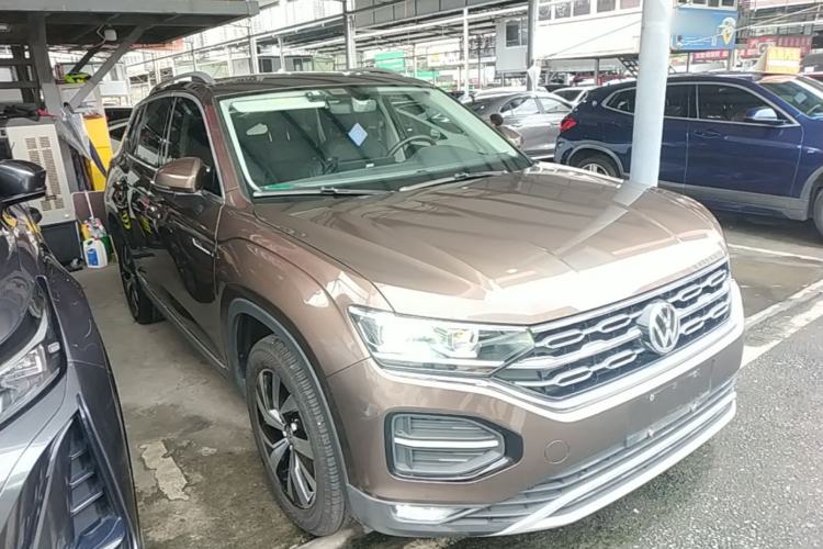 Used Volkswagen Tayron 2020 330TSI Two-Wheel Drive Luxury Smart Connectivity Version Front Right 45 Deg