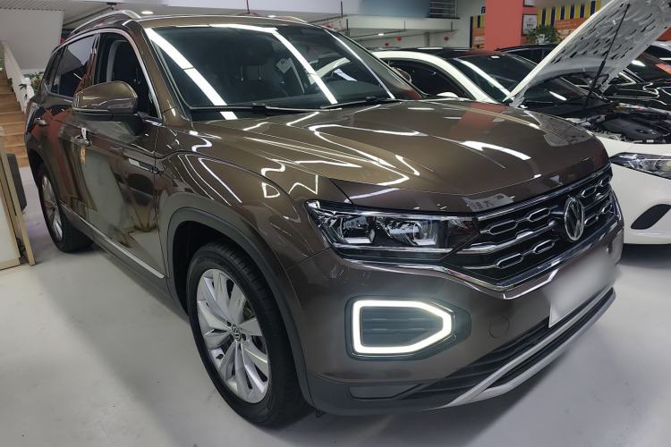 Used Volkswagen Tayron 2020 330TSI Two-Wheel Drive Luxury Connected Pro Edition Front Right 45 Deg
