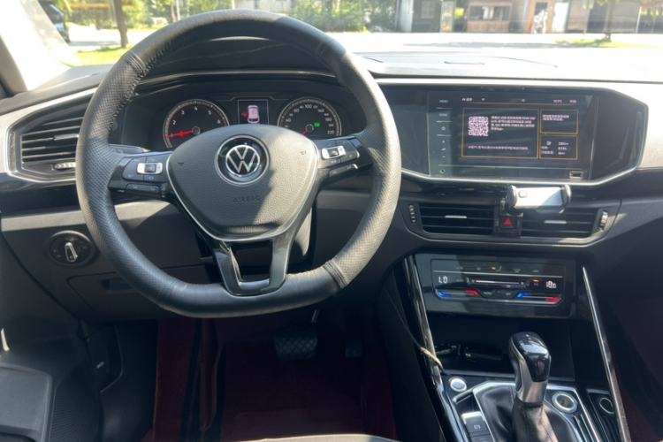 Used Volkswagen Tayron 2020 330TSI Two-Wheel Drive Luxury Smart Connectivity Version Interior 5