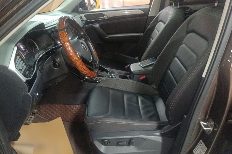 Used Volkswagen Tayron 2020 280TSI Two-Wheel Drive Luxury Connect Edition Left Front Seat