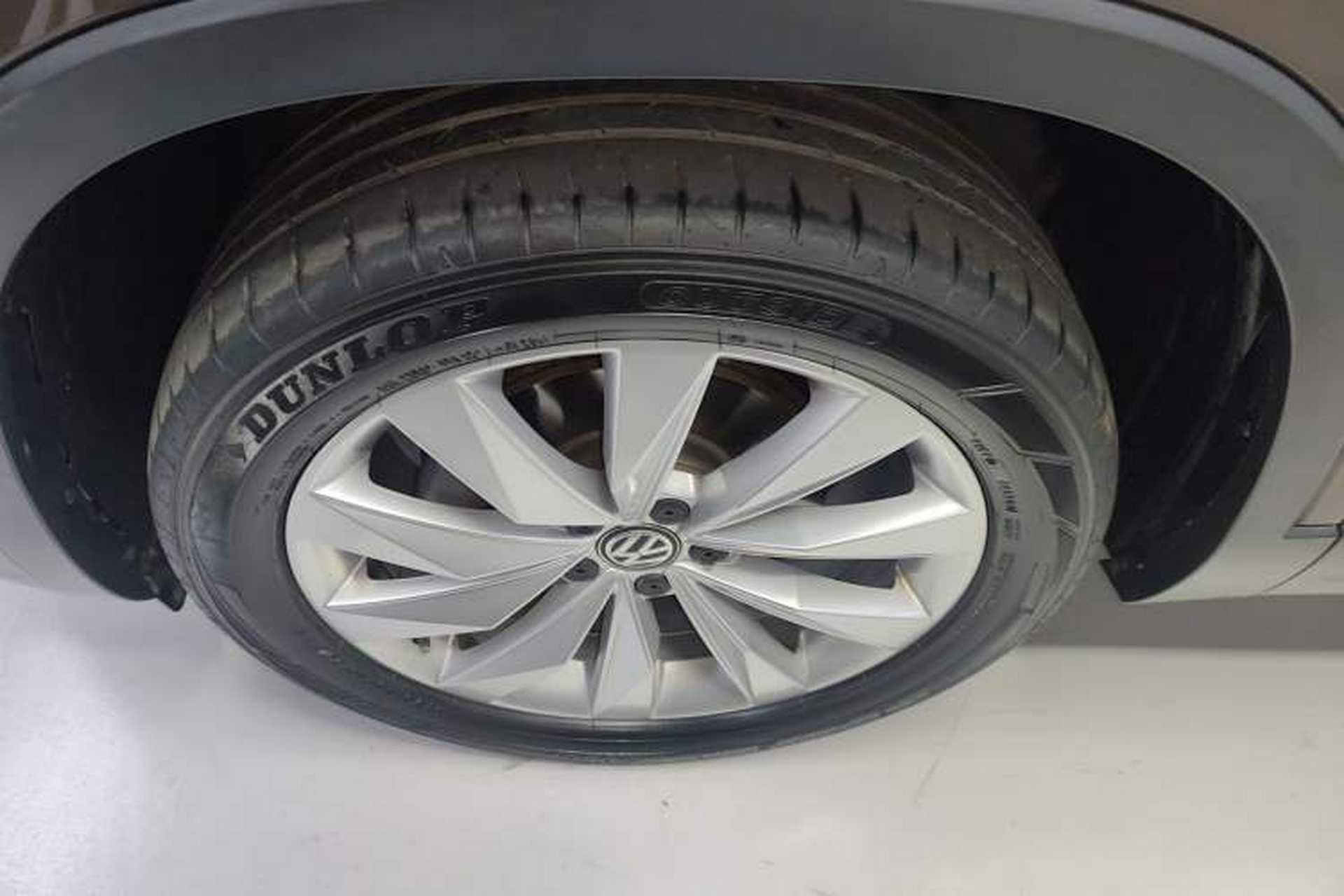 Used Volkswagen Tayron 2020 330TSI Two-Wheel Drive Luxury Connected Pro Edition Left Front Wheel Hub