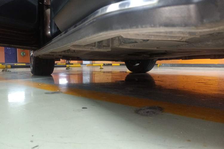 Used Volkswagen Tayron 2020 280TSI Two-Wheel Drive Luxury Connect Edition Left Side Sill