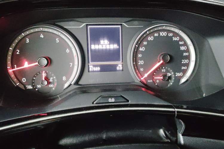 Used Volkswagen Tayron 2020 330TSI Two-Wheel Drive Luxury Smart Connectivity Version Odometer Close Up