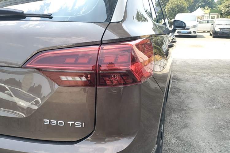 Used Volkswagen Tayron 2020 330TSI Two-Wheel Drive Luxury Smart Connectivity Version Right Rear Taillight