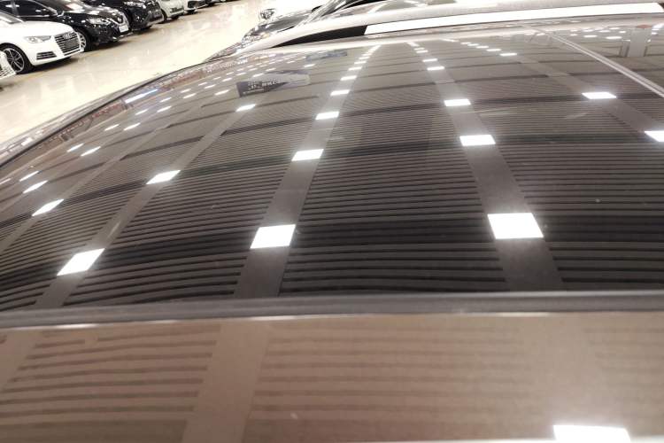 Used Volkswagen Tayron 2020 280TSI Two-Wheel Drive Luxury Connect Edition Roof