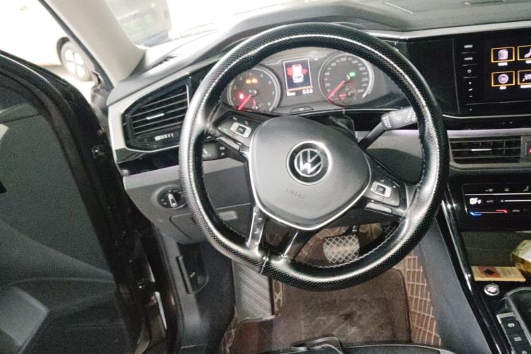 Used Volkswagen Tayron 2020 330TSI Two-Wheel Drive Luxury Smart Connectivity Version Steering Wheel