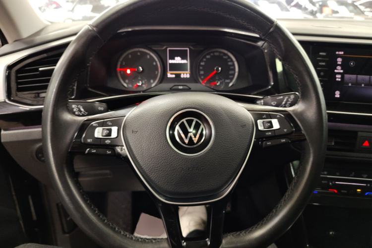 Used Volkswagen Tayron 2020 280TSI Two-Wheel Drive Luxury Connect Edition Steering Wheel