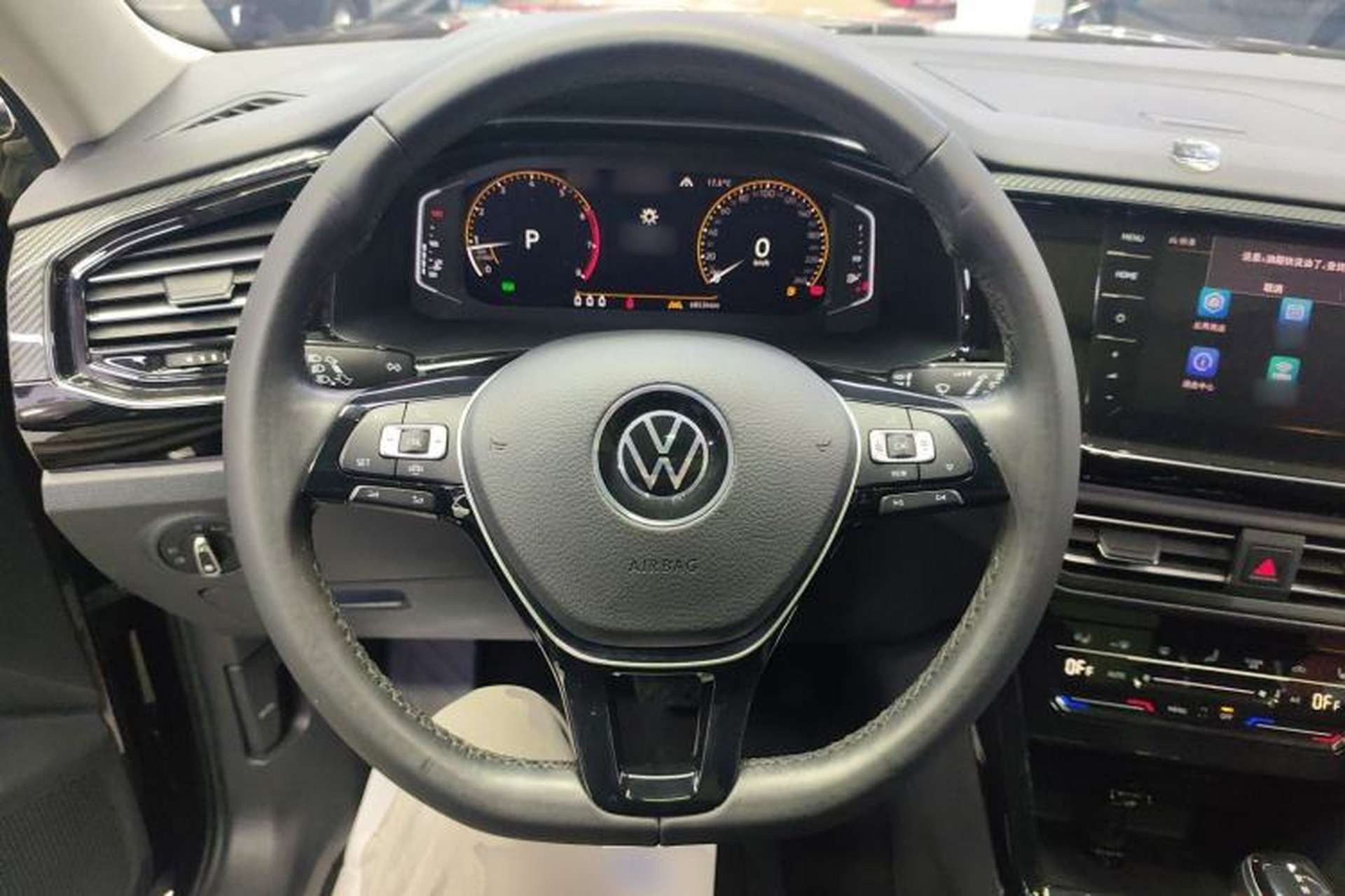 Used Volkswagen Tayron 2020 330TSI Two-Wheel Drive Luxury Connected Pro Edition Steering Wheel