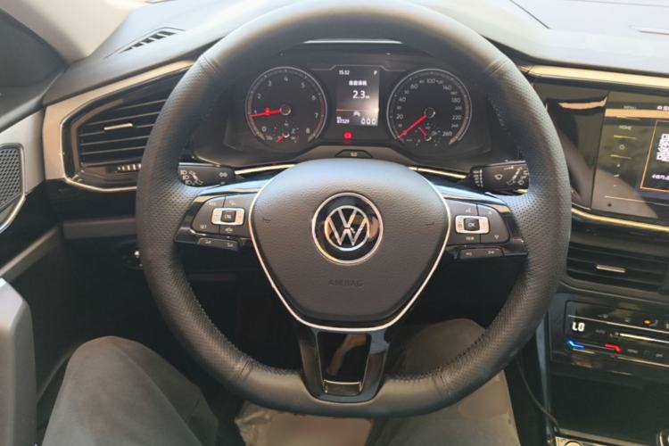 Used Volkswagen Tayron 2020 330TSI Two-Wheel Drive Luxury Smart Connectivity Version Steering Wheel