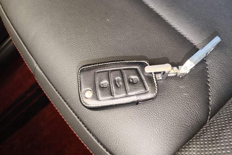 Used Volkswagen Tayron 2020 330TSI Two-Wheel Drive Luxury Smart Connectivity Version Vehicle Key
