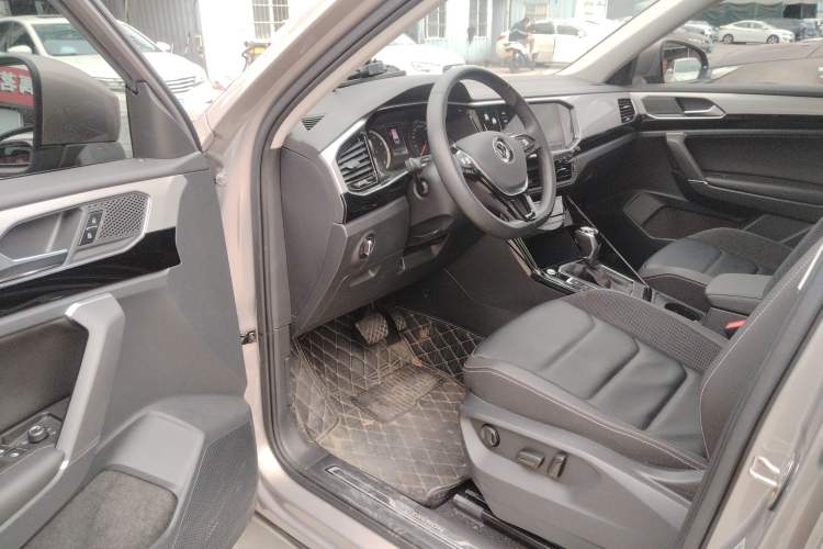 Used Volkswagen Tayron 2020 280TSI Two-Wheel Drive Luxury Connect Edition Driver Seat