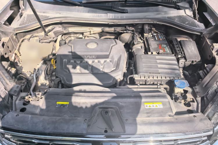 Used Volkswagen Tayron 2020 330TSI Two-Wheel Drive Luxury Connected Pro Edition Engine Bay