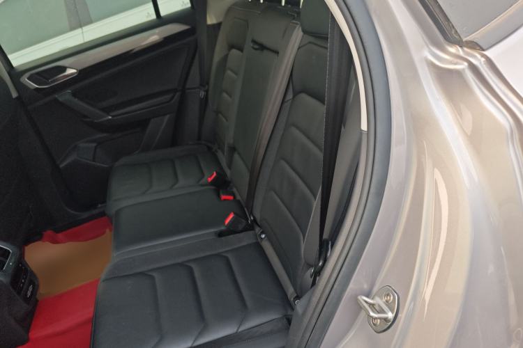 Used Volkswagen Tayron 2020 330TSI Two-Wheel Drive Luxury Smart Connectivity Version Left Rear Seat