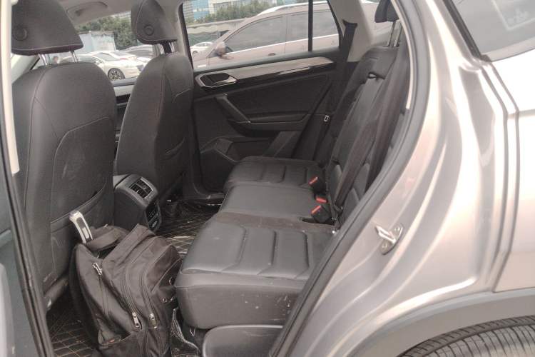 Used Volkswagen Tayron 2020 280TSI Two-Wheel Drive Luxury Connect Edition Left Rear Seat