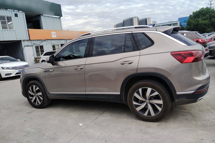 Used Volkswagen Tayron 2020 280TSI Two-Wheel Drive Luxury Connect Edition Left Side