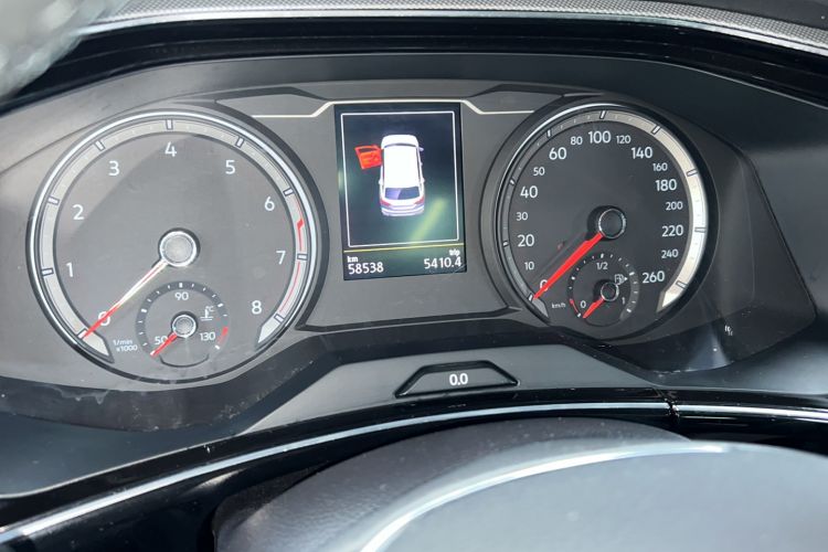 Used Volkswagen Tayron 2020 330TSI Two-Wheel Drive Luxury Smart Connectivity Version Odometer Close Up