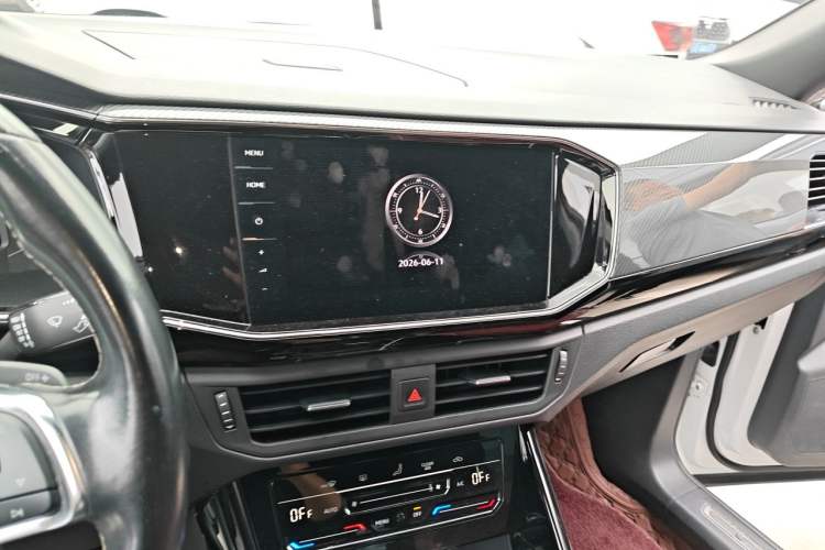 Used Volkswagen Tayron 2020 380TSI All-Wheel Drive R-Line Connected Version Audio And AC Panel