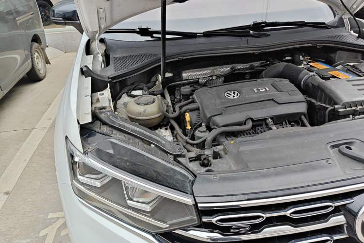 Used Volkswagen Tayron 2020 380TSI All-Wheel Drive R-Line Connected Version Engine Bay Right