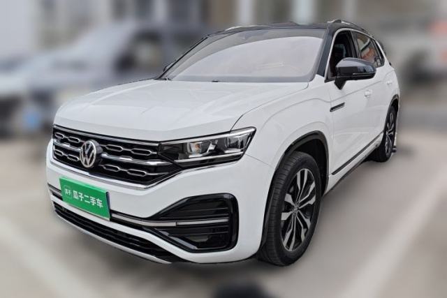 Ojetý Volkswagen Tayron 2020 380TSI All-Wheel Drive R-Line Connected Version