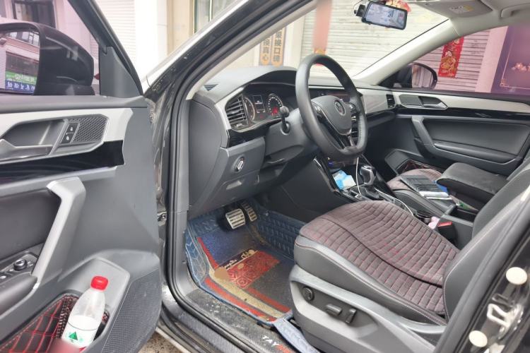 Used Volkswagen Tayron 2020 280TSI Two-Wheel Drive Luxury Connect Edition Driver Seat