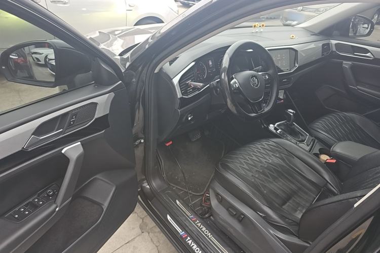 Used Volkswagen Tayron 2020 280TSI Two-Wheel Drive Luxury Connect Edition Driver Seat