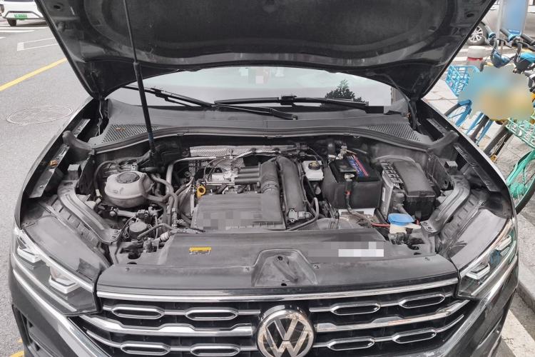 Used Volkswagen Tayron 2020 280TSI Two-Wheel Drive Luxury Connect Edition Engine Bay
